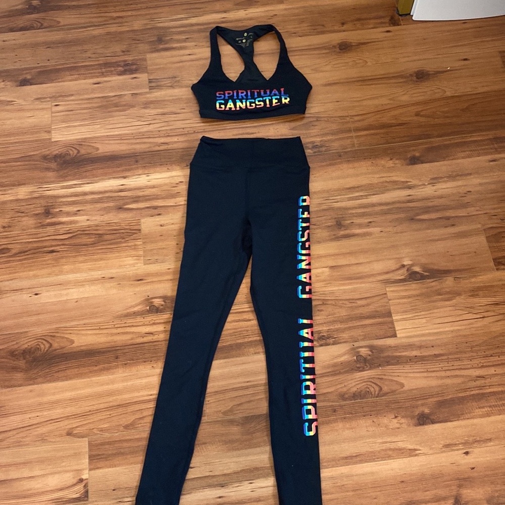 Spiritual Gangster sports bra and matching leggings XS NBW